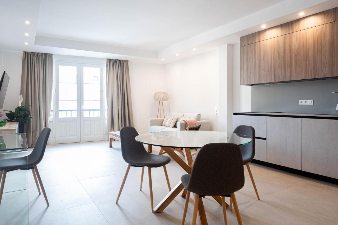 Rooms & Suites Loft 2F Deluxe Edition Arrecife المظهر الخارجي الصورة
